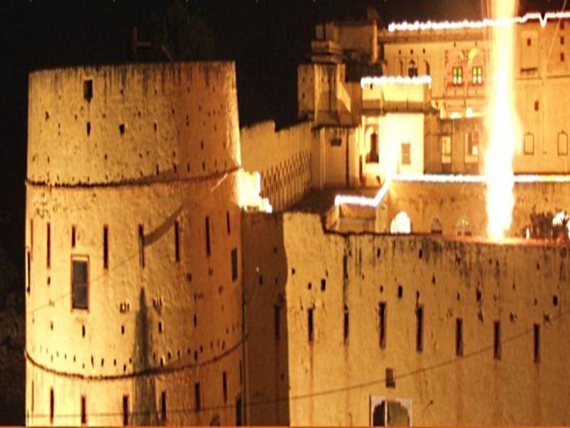 Pachewar Garh Fort Exterior photo